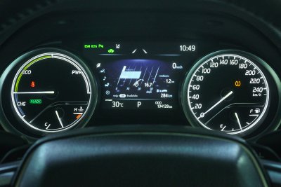 TOYOTA CAMRY 2.5 HV PREMIUM AT ปี 2019 (8กณ9377)