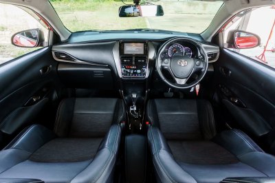 TOYOTA YARIS ATIV 1.2 MID ปี2020 จด2021 (1ขบ7741)