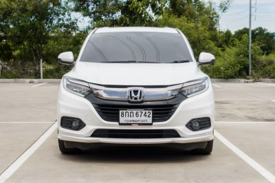 HONDA HR-V 1.8 EL ปี2019 (8กถ6742)