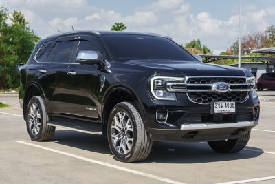 FORD EVEREST 2.0 BI-TURBO TITANIUM + 4WD ปี2022 (3ขน4086)