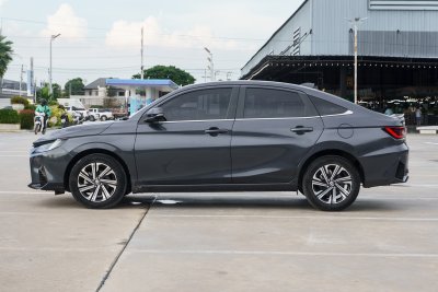 TOYOTA YARIS ATIV 1.2 PREMIUM ปี2023 (4ขศ827)