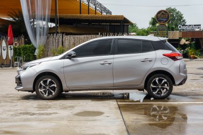 TOYOTA YARIS 1.2 SMART ปี2023 จด2024 (กพ7105)