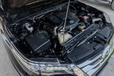TOYOTA FORTUNER 2.4 V ปี2018 (8กฐ8695)