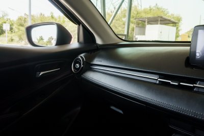 MAZDA 2 1.3 HIGH CONNECT ปี2019 (1ขง973)