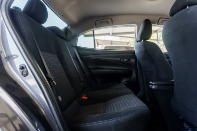 TOYOTA YARIS ATIV 1.2 E AT ปี 2018 (8กจ4795)