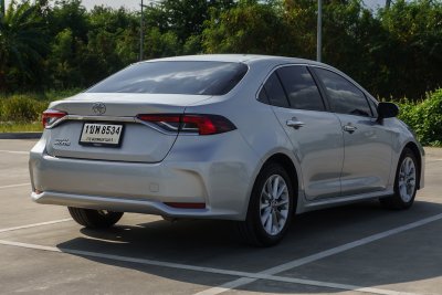 TOYOTA ALTIS 1.6 G AT ปี2020 (1ขพ8534)