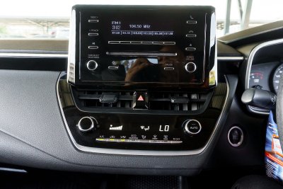 TOYOTA ALTIS 1.6 G AT ปี2020 (1ขก1327)