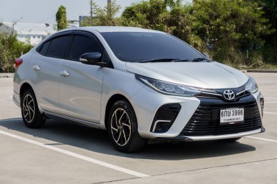 TOYOTA YARIS ATIV 1.2 SPORT AT ปี 2022 (6กษ3996)