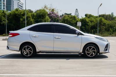 TOYOTA YARIS ATIV 1.2 SPORT AT ปี 2022 (6กษ3996)