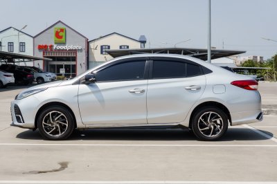 TOYOTA YARIS ATIV 1.2 SPORT AT ปี 2022 (6กษ3996)