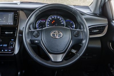 TOYOTA YARIS ATIV 1.2 SPORT AT ปี 2022 (6กษ3996)