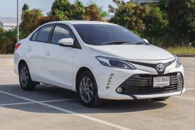 TOYOTA VIOS 1.5 MID AT ปี 2020 (1ขถ9647)