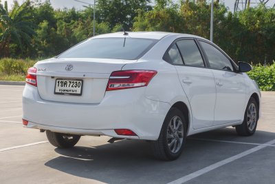 TOYOTA VIOS 1.5 MID AT ปี 2020 (1ขค7230)