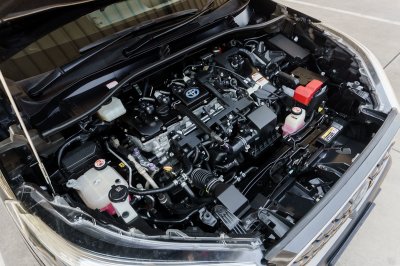 TOYOTA COROLLA CROSS 1.8 HYBRID PREMIUM SAFETY AT ปี2020 (2กท160)