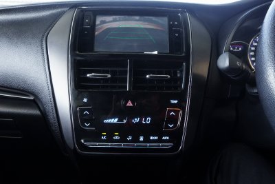 TOYOTA YARIS 1.2 SPORT PREMIUM ปี2021 (ขค1637)