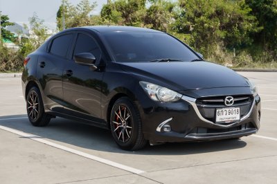 MAZDA 2 1.3 HIGH CONNECT AT ปี2017 (6กว9018)