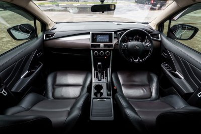 MITSUBISHI X-PANDER 1.5 CROSS ปี2020 (6กฐ7600)