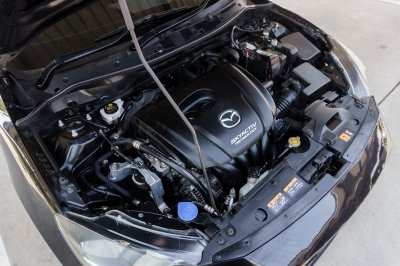 MAZDA 2 1.3 HIGH CONNECT AT ปี2017 (6กว9018)