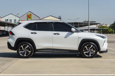 TOYOTA YARIS CROSS 1.5 HEV PREMIUM ปี2025 (ขจ7197)