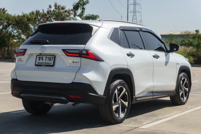 TOYOTA YARIS CROSS 1.5 HEV PREMIUM ปี2025 (ขจ7197)