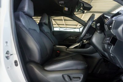 TOYOTA YARIS CROSS 1.5 HEV PREMIUM ปี2025 (ขจ7197)