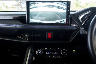 TOYOTA YARIS CROSS 1.5 HEV PREMIUM ปี2025 (ขจ7197)