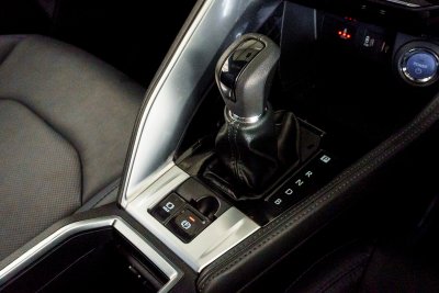 TOYOTA YARIS CROSS 1.5 HEV PREMIUM ปี2025 (ขจ7197)