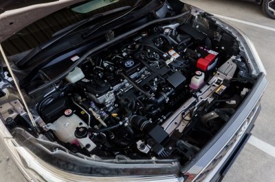 TOYOTA COROLLA CROSS 1.8 HYBRID PREMIUM AT ปี 2020 (4ขศ1268)