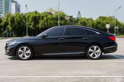 HONDA ACCORD 2.0 E:HEV EL+ ปี2022 จด2023 (4ขก6856)