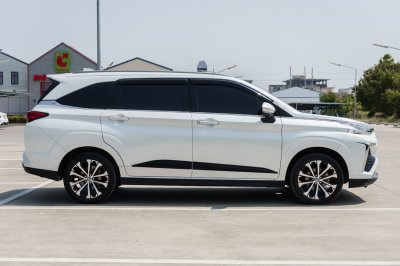 TOYOTA VELOZ 1.2 PREMIUM AT ปี 2023 (4ขท9985)