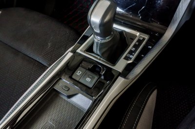 TOYOTA VELOZ 1.5 PREMIUM ปี2023 (กร3859)