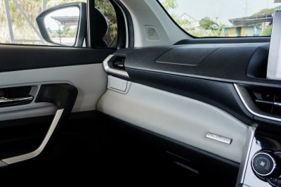 TOYOTA VELOZ 1.5 PREMIUM ปี2023 (กร3859)