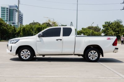 TOYOTA REVO 2.4 SMART CAB Z EDITION ENTRY ปี2020 (3ฒฉ5083)