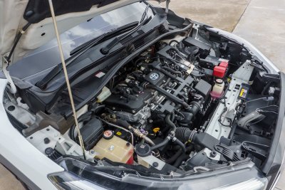 TOYOTA COROLLA CROSS 1.8 HYBRID PREMIUM ปี2020 (1ขถ8018)