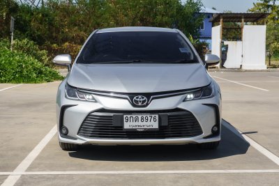 TOYOTA ALTIS 1.6 G AT ปี2019 (9กด8976)