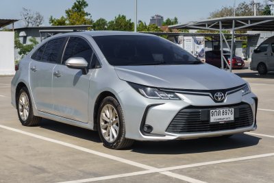 TOYOTA ALTIS 1.6 G AT ปี2019 (9กด8976)