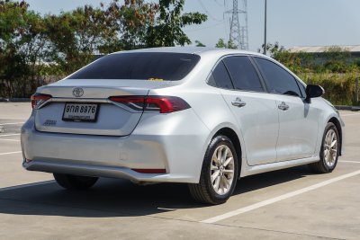TOYOTA ALTIS 1.6 G AT ปี2019 (9กด8976)