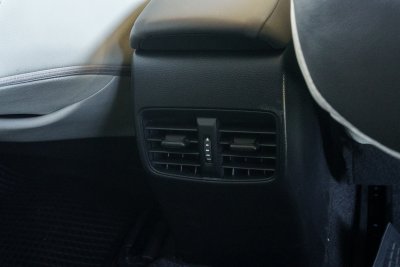 TOYOTA ALTIS 1.6 G AT ปี2019 (9กด8976)