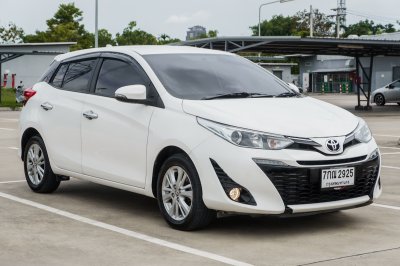 TOYOTA YARIS 1.2 G AT ปี 2018 (7กณ2925)