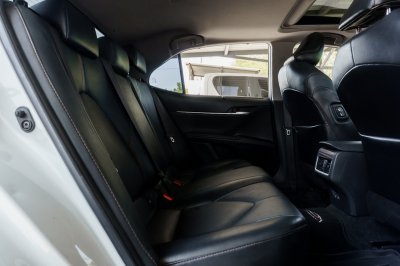 TOYOTA CAMRY 2.5 G ปี2020 (1ขน6278)