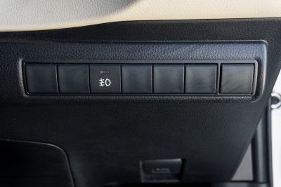 TOYOTA ALTIS 1.6 G AT ปี2019 (9กด8976)