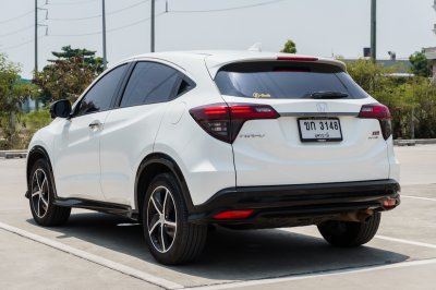 HONDA HR-V 1.8 RS ปี2018 จด 2019 (ขก3148)