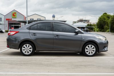 TOYOTA VIOS 1.5 E AT ปี2014 (3กจ8445)