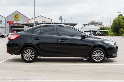 TOYOTA VIOS 1.5 J AT ปี2016 (6กณ3554)