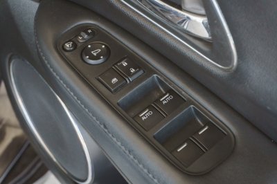 HONDA HR-V 1.8 EL AT ปี 2016 (5กฬ9920)