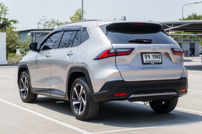 TOYOTA YARIS CROSS 1.5 HEV PREMIUM ปี2024 (ขจ1582)