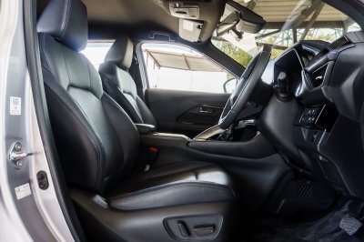 TOYOTA YARIS CROSS 1.5 HEV PREMIUM ปี2024 (ขจ1582)