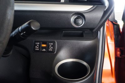 TOYOTA SIENTA 1.5 V ปี2017 จด2018 (7กช2161)