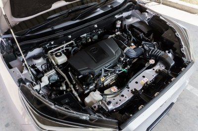 TOYOTA YARIS CROSS 1.5 HEV PREMIUM ปี2024 (ขจ1582)