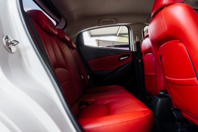 MAZDA 2 1.3 STANDARD (5ประตู) ปี2018 (8กฐ4335)